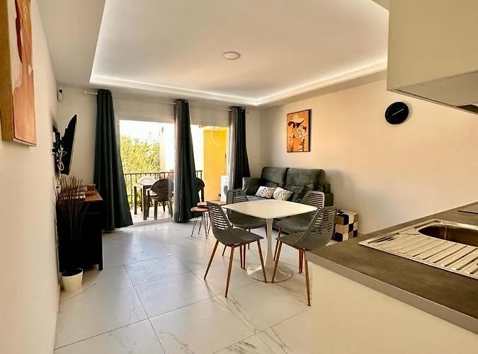 Precioso Y Nuevo De 1 En Mareverde Costa Adeje (Tenerife)